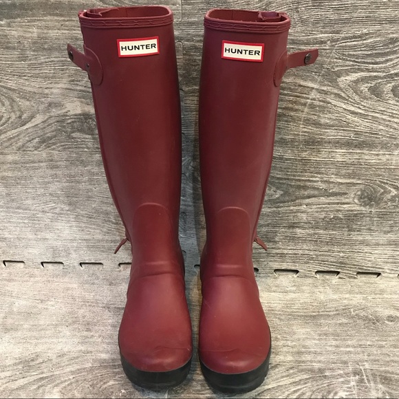 dark red hunter boots
